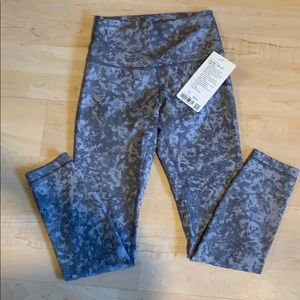 Lululemon wunder under train HR 25” size 4